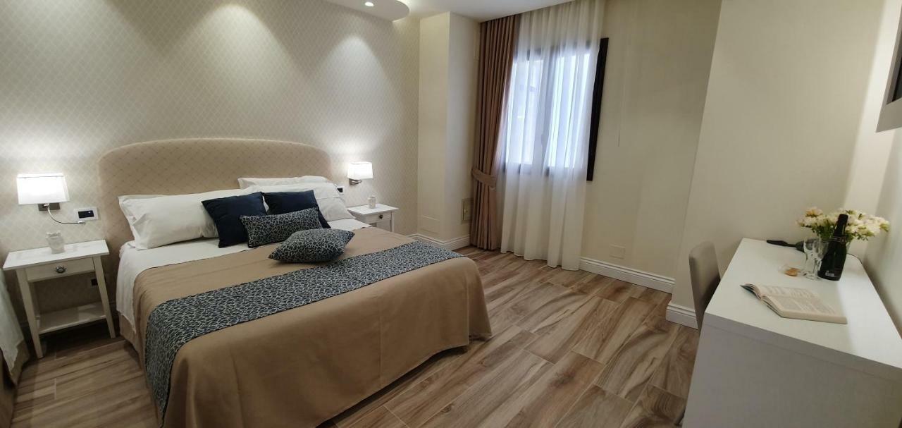 Ines 3* Giardini-Naxos